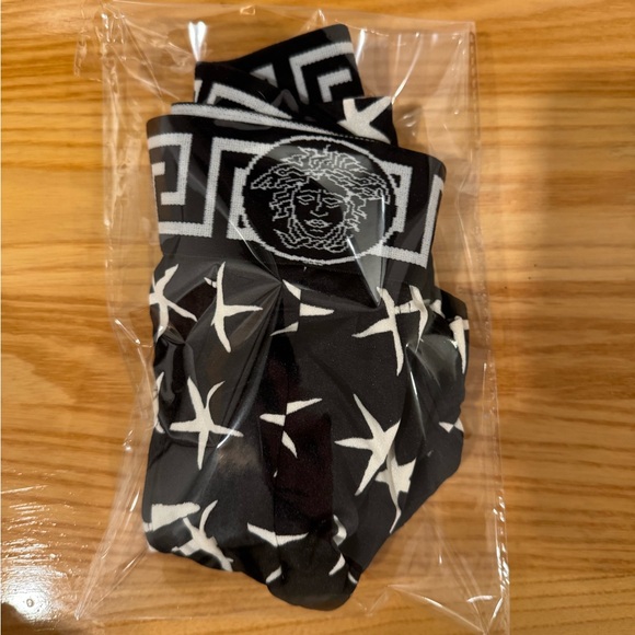 NWT Vintage Versace Mare Black and White Starfish Print Boxers - Picture 11 of 11